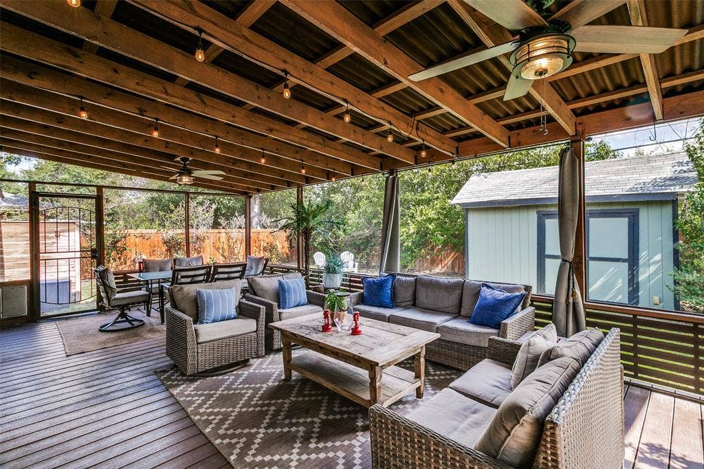3817 Springbranch Drive, Benbrook, TX 76116 3817 Springbranch Drive, Benbrook, TX 76116