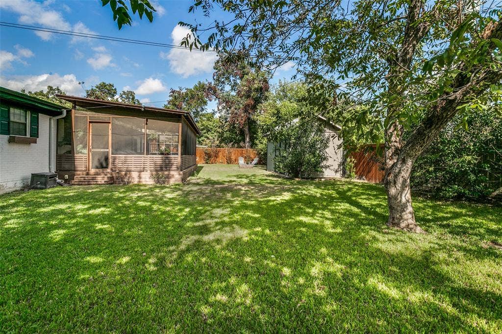 3817 Springbranch Drive, Benbrook, TX 76116 3817 Springbranch Drive, Benbrook, TX 76116