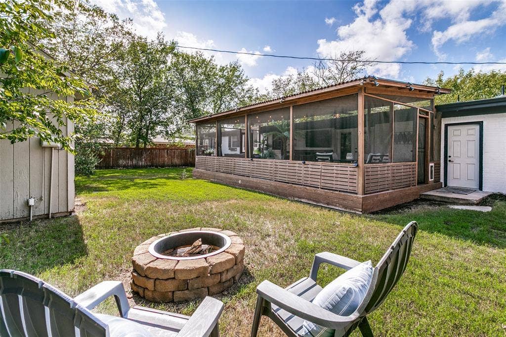 3817 Springbranch Drive, Benbrook, TX 76116 3817 Springbranch Drive, Benbrook, TX 76116