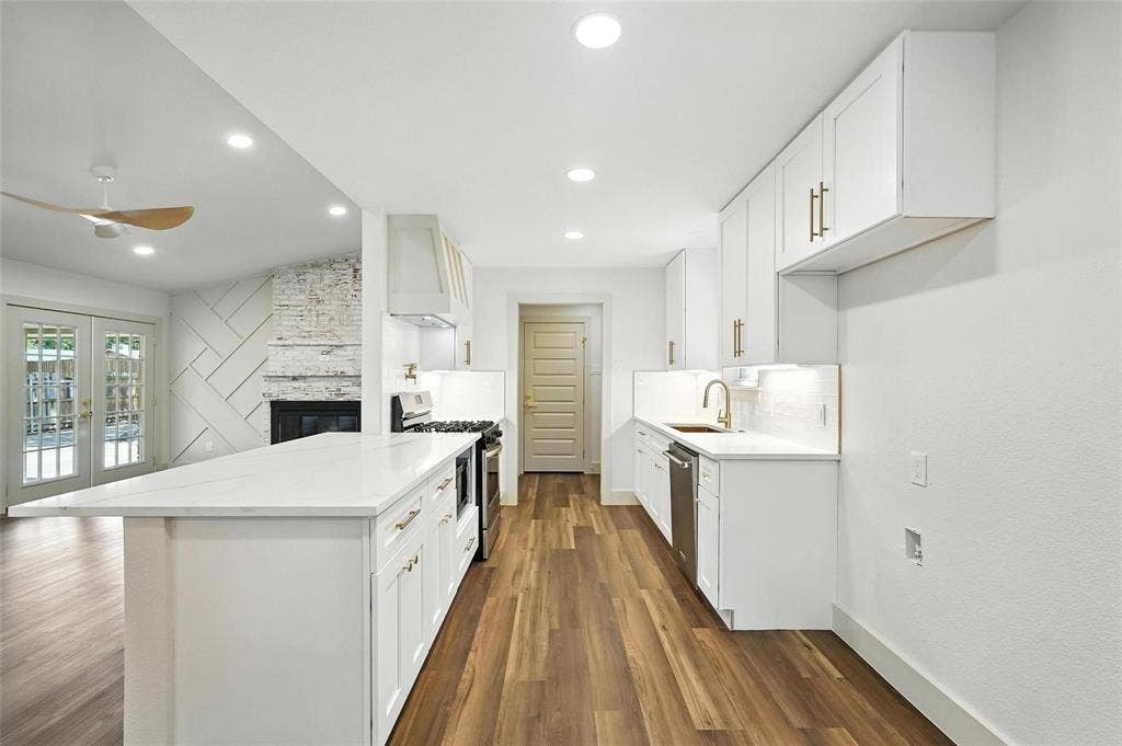 8570 Sweetwood Drive, Dallas, TX 75228 8570 Sweetwood Drive, Dallas, TX 75228