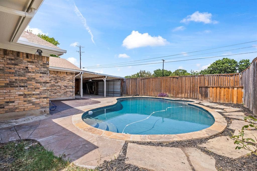 3837 Shadycreek Drive, Garland, TX 75042 3837 Shadycreek Drive, Garland, TX 75042