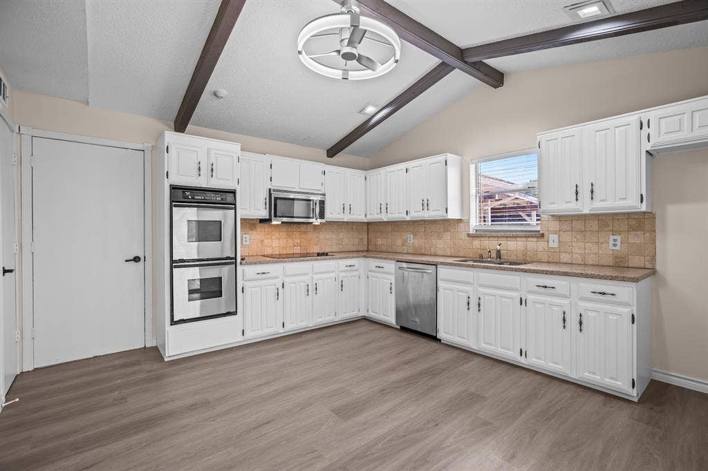 3837 Shadycreek Drive, Garland, TX 75042 3837 Shadycreek Drive, Garland, TX 75042