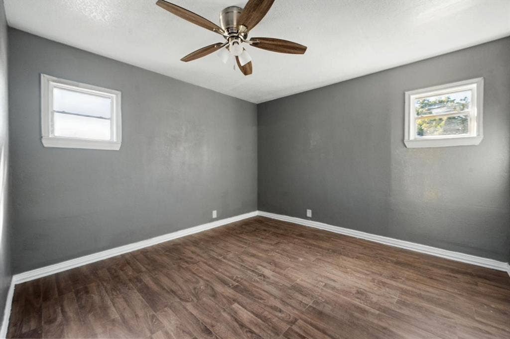2313 Lucas Drive, Fort Worth, TX 76112