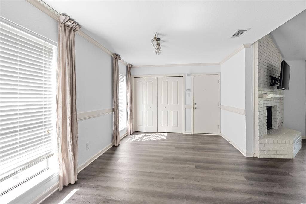 1317 Seabrook Drive, Plano, TX 75023 1317 Seabrook Drive, Plano, TX 75023