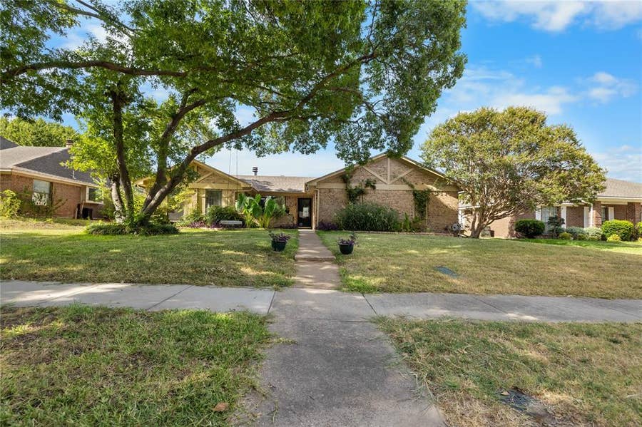 Property photo for 1317 Seabrook Drive, Plano, TX