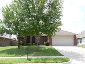 Property photo for 609 Piper Drive, Saginaw, TX