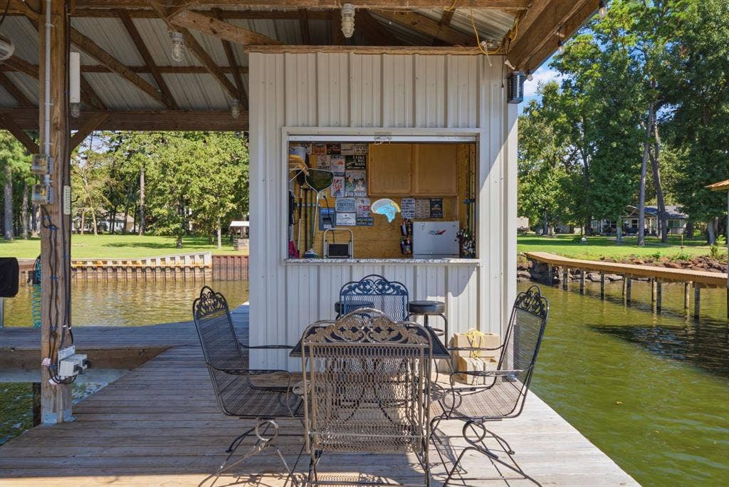 688 Charlya Drive, Bullard, TX 75757
