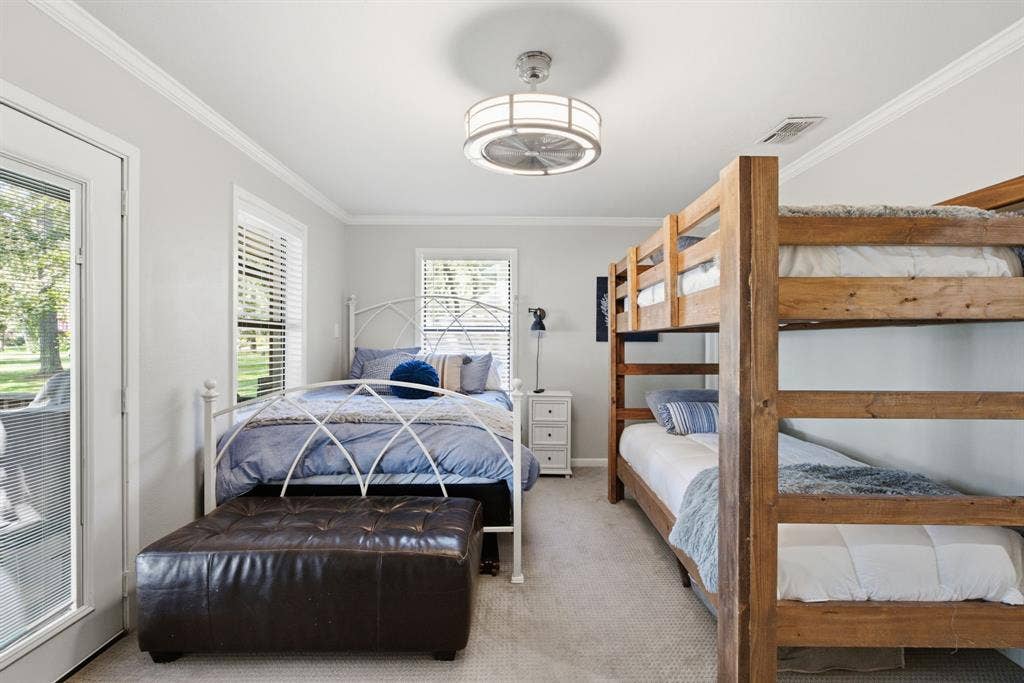 688 Charlya Drive, Bullard, TX 75757