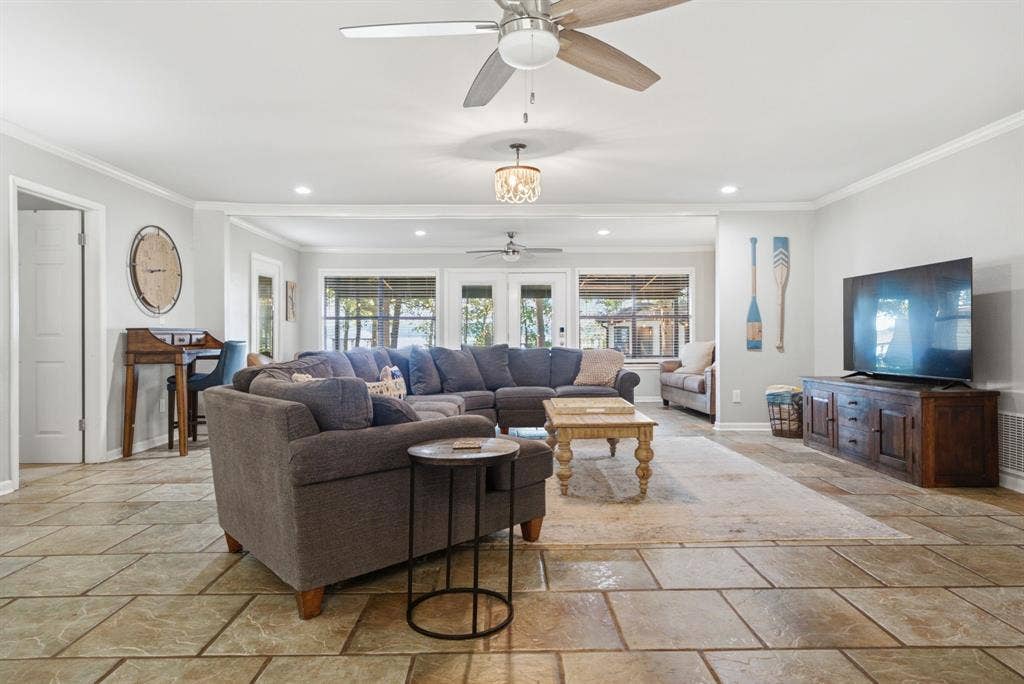 688 Charlya Drive, Bullard, TX 75757