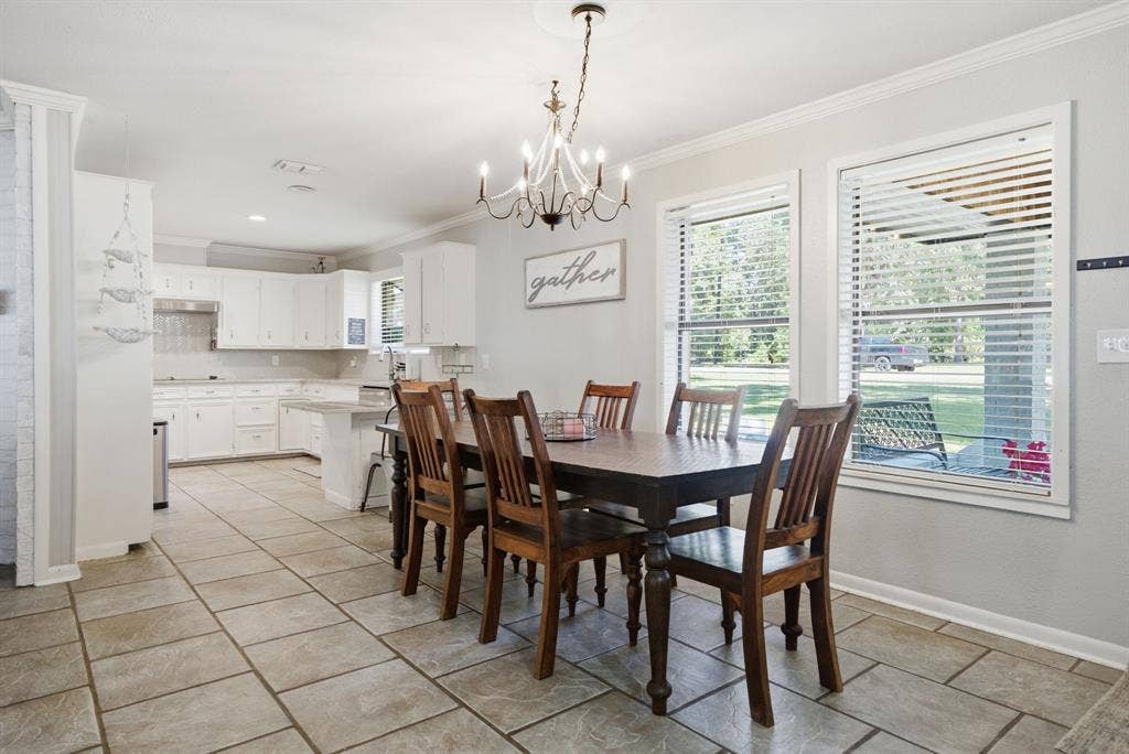 688 Charlya Drive, Bullard, TX 75757