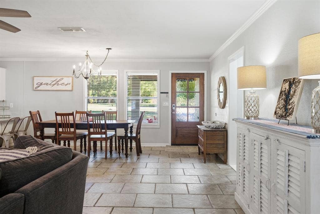 688 Charlya Drive, Bullard, TX 75757