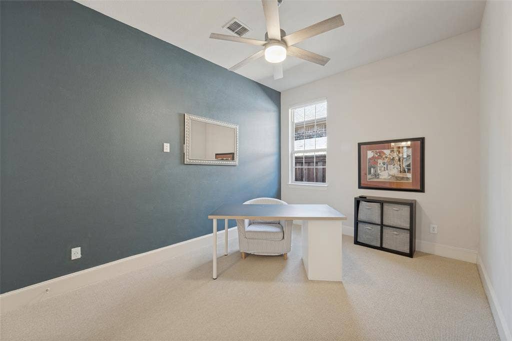 301 Longhorn Drive, McKinney, TX 75071 First floor secondary bedroom with a private ensuite bath.