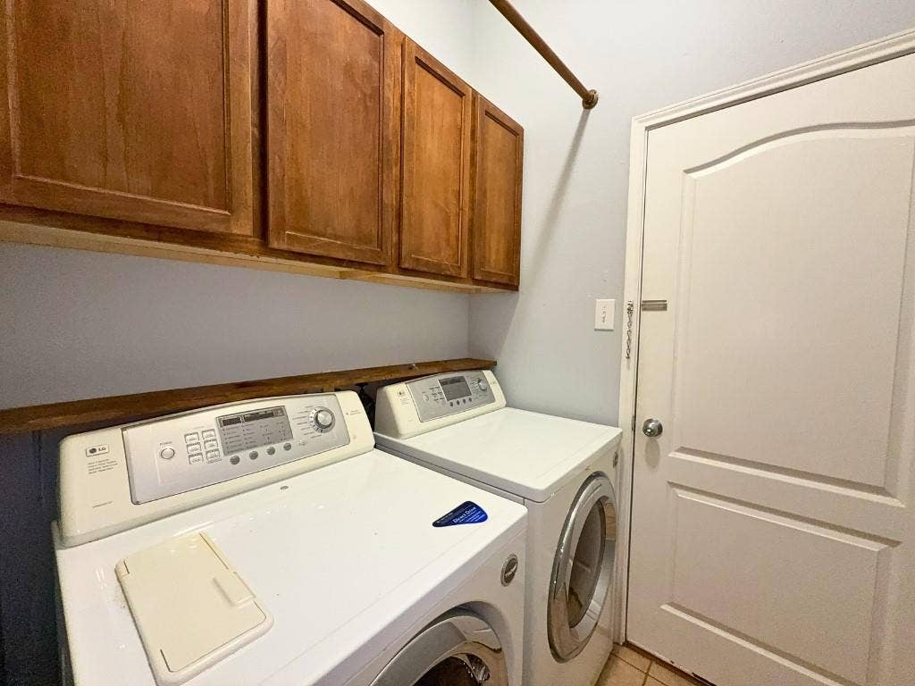2818 Pecan Meadow Drive, Garland, TX 75040 2818 Pecan Meadow Drive, Garland, TX 75040
