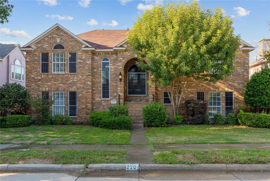 220 Cove Drive, Coppell, TX 75019 220 Cove Drive, Coppell, TX 75019