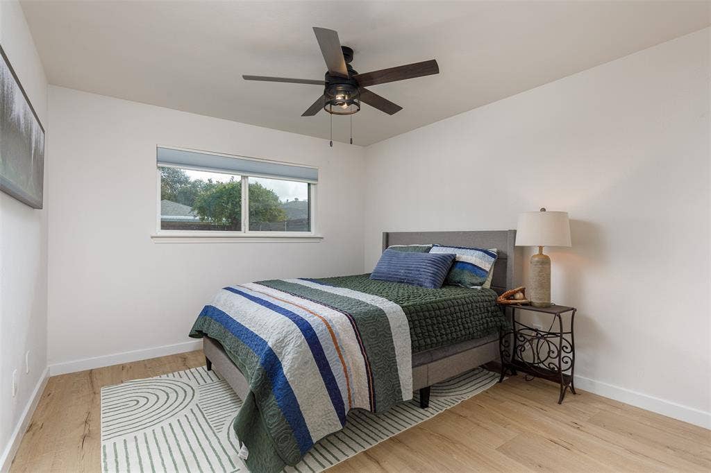 1919 Maxwell Drive, Lewisville, TX 75077 1919 Maxwell Drive, Lewisville, TX 75077