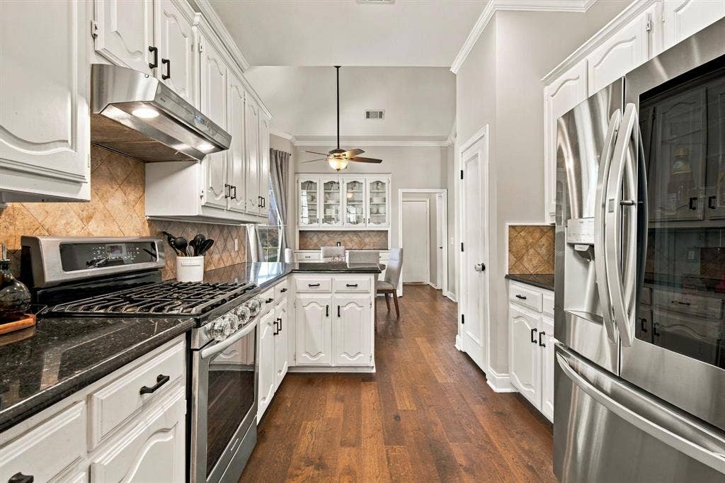3512 Wilshire Drive, Plano, TX 75023 3512 Wilshire Drive, Plano, TX 75023