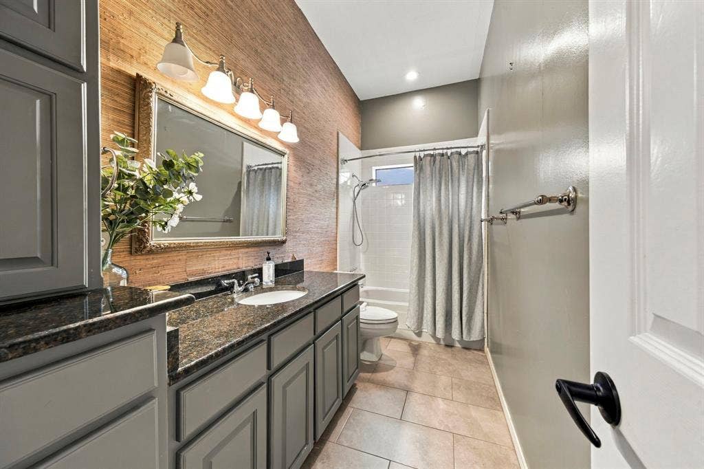 3512 Wilshire Drive, Plano, TX 75023 3512 Wilshire Drive, Plano, TX 75023
