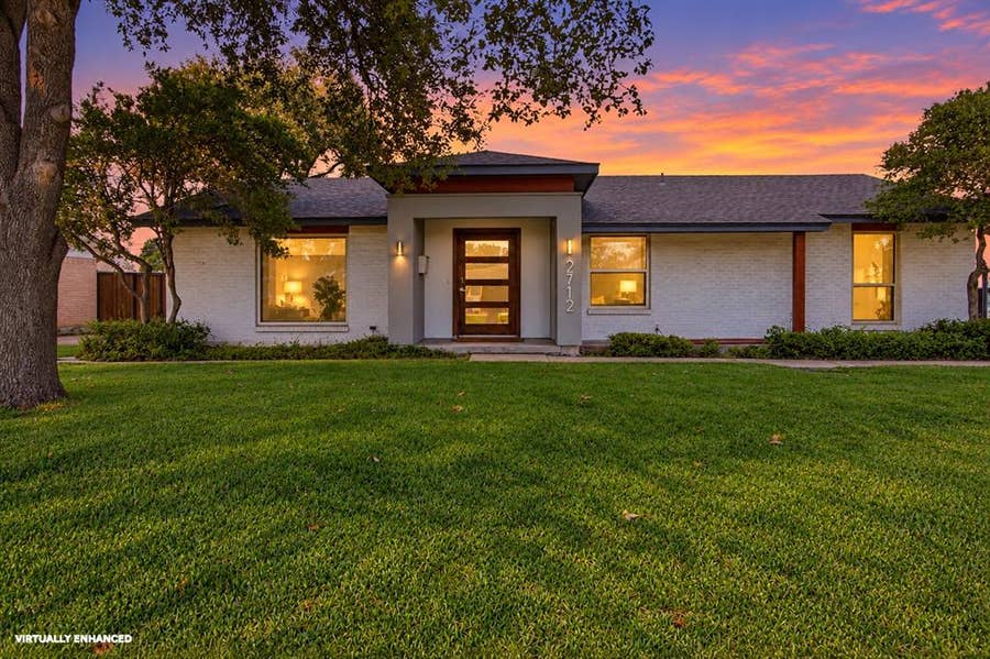 Property photo for 2712 Beechmont Place, Dallas, TX