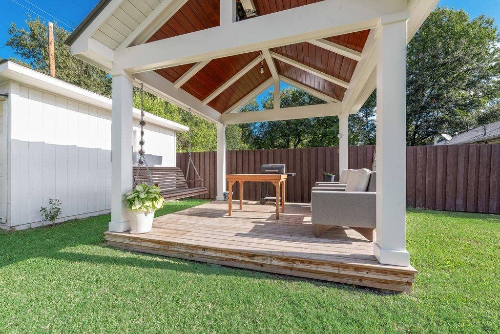 2815 Anzio Drive, Dallas, TX 75224 2815 Anzio Drive, Dallas, TX 75224