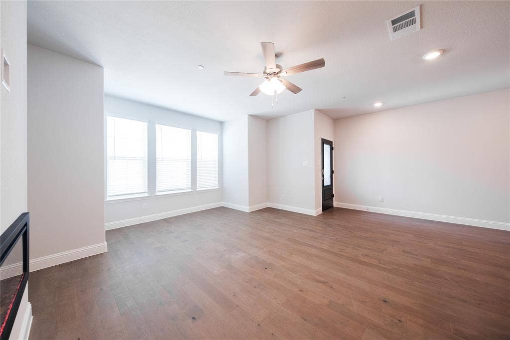 2116 Naples Drive, Rowlett, TX 75088 Great Room