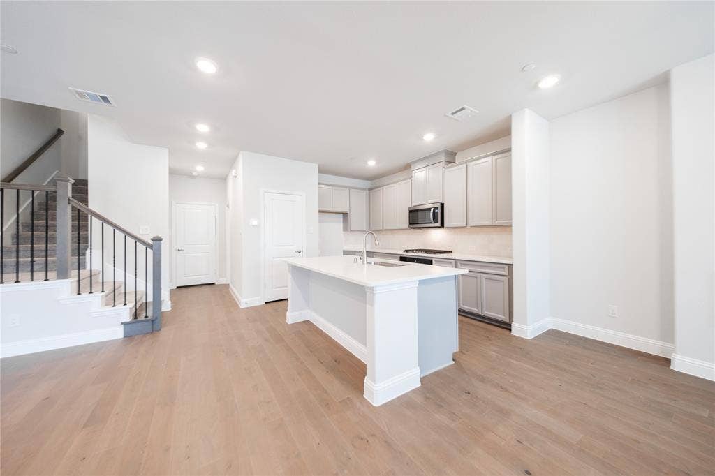 2116 Naples Drive, Rowlett, TX 75088 Kitchen