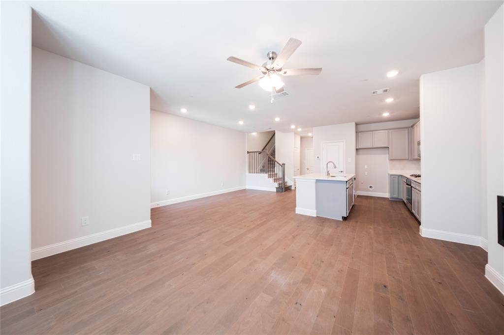 2116 Naples Drive, Rowlett, TX 75088 Great Room
