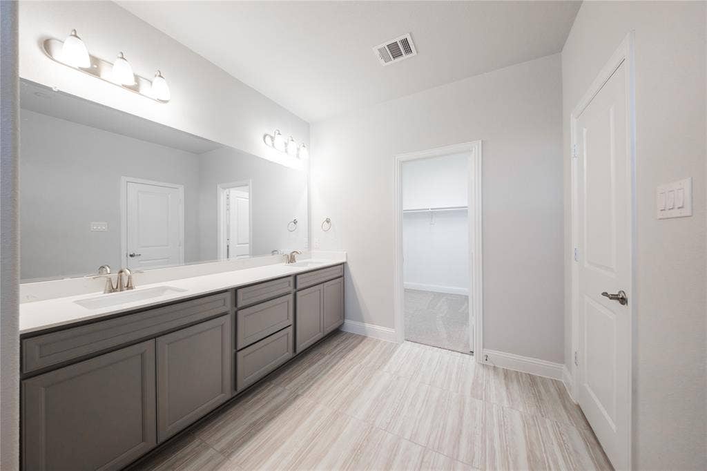 2116 Naples Drive, Rowlett, TX 75088 Primary Bathroom