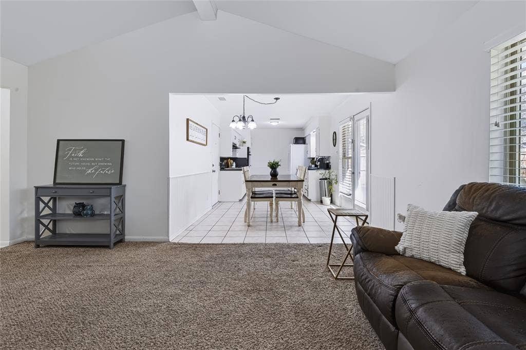 1508 Yucca Street, Midlothian, TX 76065