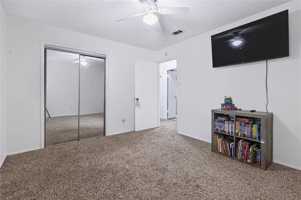 1508 Yucca Street, Midlothian, TX 76065