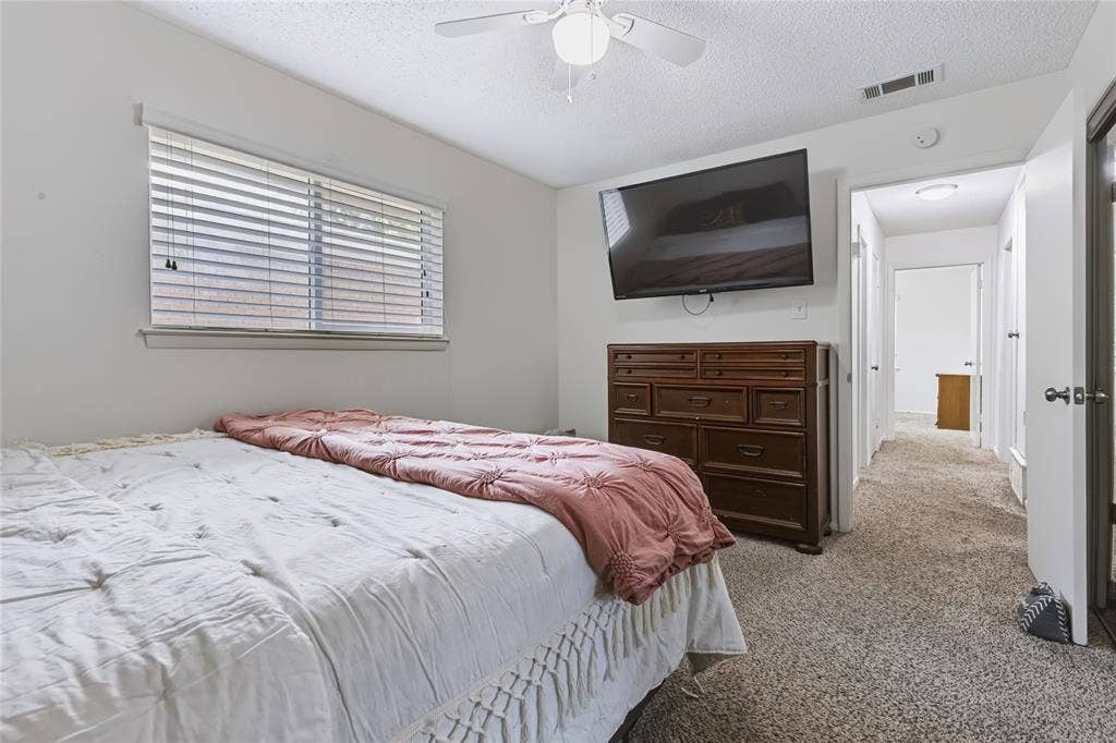 1508 Yucca Street, Midlothian, TX 76065