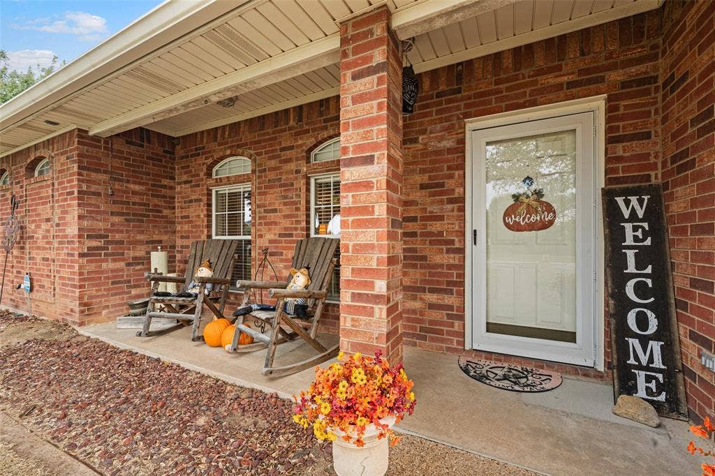 901 Dogwood Street, Robinson, TX 76706 901 Dogwood Street, Robinson, TX 76706