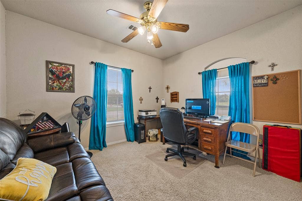 901 Dogwood Street, Robinson, TX 76706 901 Dogwood Street, Robinson, TX 76706