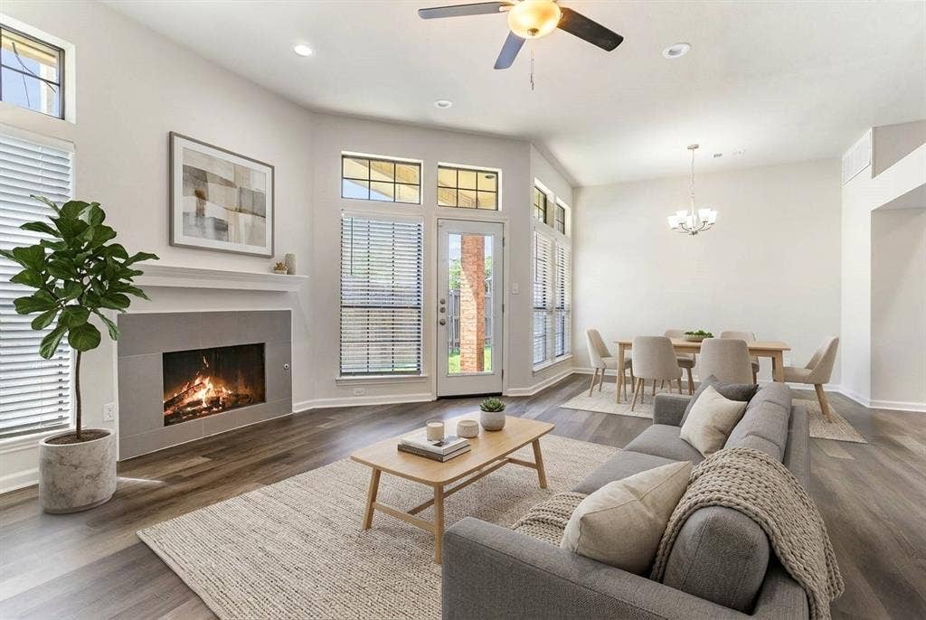 9709 Springtree Lane, Dallas, TX 75243 9709 Springtree Lane, Dallas, TX 75243