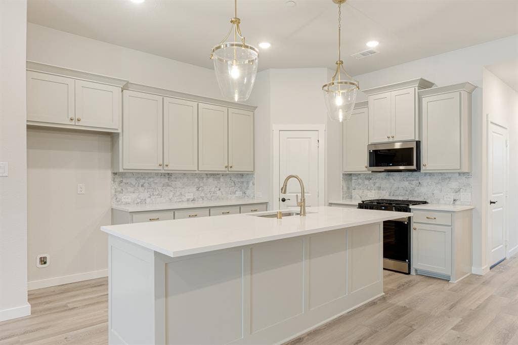 2811 Applewood Way, Wylie, TX 75098 2811 Applewood Way, Wylie, TX 75098