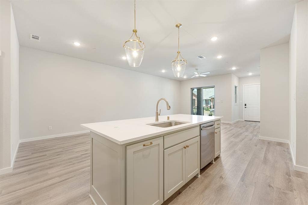 2811 Applewood Way, Wylie, TX 75098 2811 Applewood Way, Wylie, TX 75098
