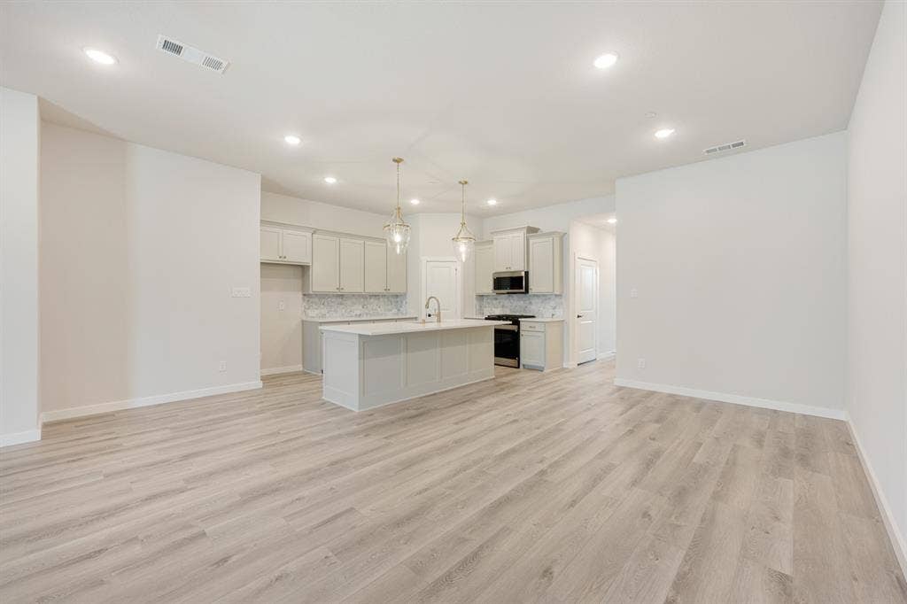 2811 Applewood Way, Wylie, TX 75098 2811 Applewood Way, Wylie, TX 75098