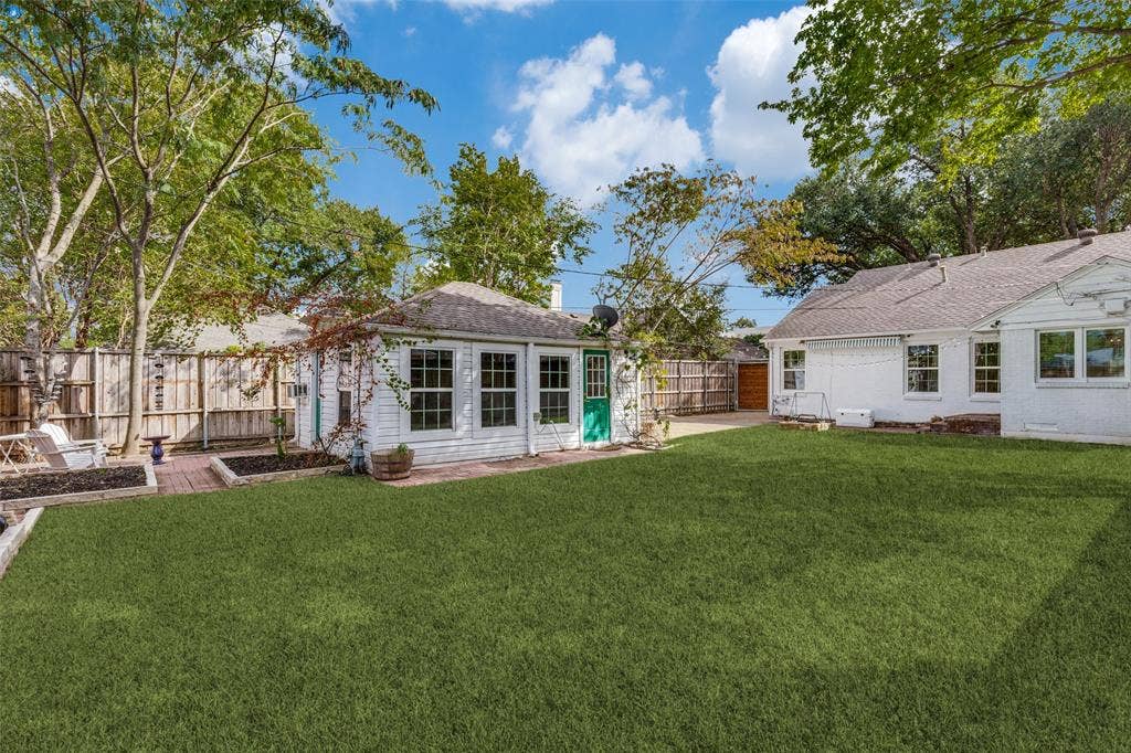 6275 Revere Place, Dallas, TX 75214 6275 Revere Place, Dallas, TX 75214