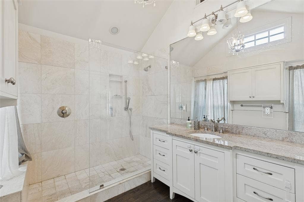 6275 Revere Place, Dallas, TX 75214 6275 Revere Place, Dallas, TX 75214