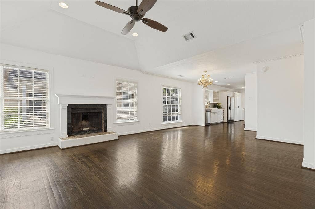 6275 Revere Place, Dallas, TX 75214 6275 Revere Place, Dallas, TX 75214