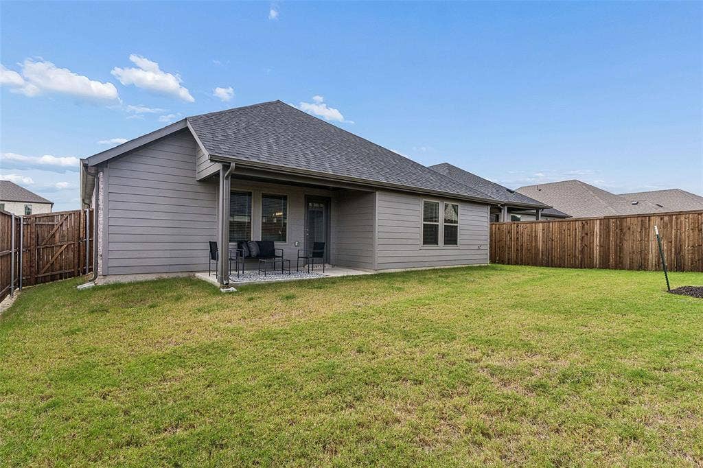 914 Rosemary Hill Drive, Princeton, TX 75071