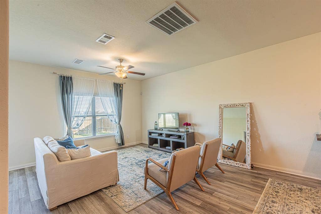 122 Crockett Way, Venus, TX 76084