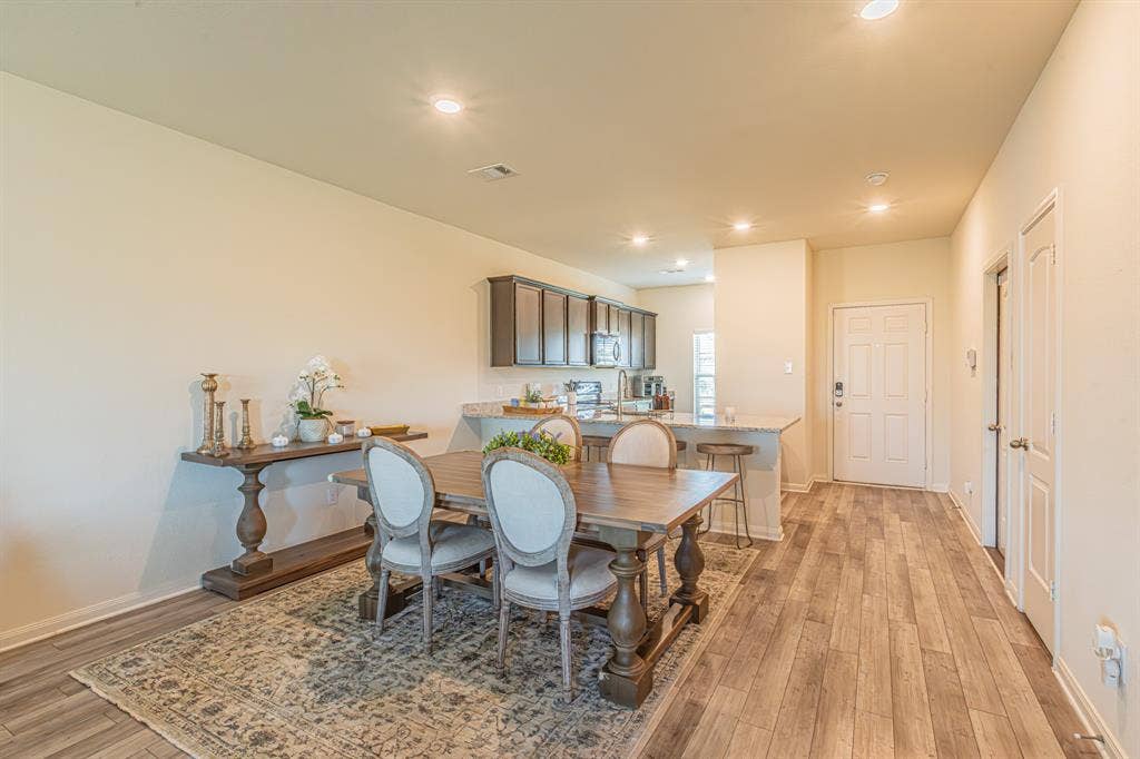 122 Crockett Way, Venus, TX 76084
