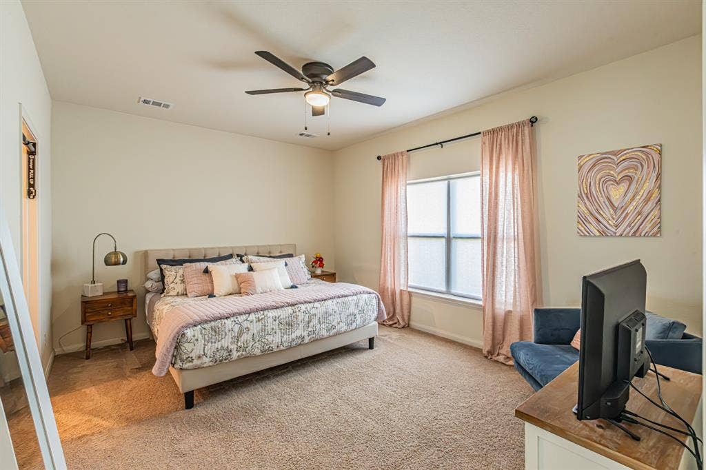 122 Crockett Way, Venus, TX 76084
