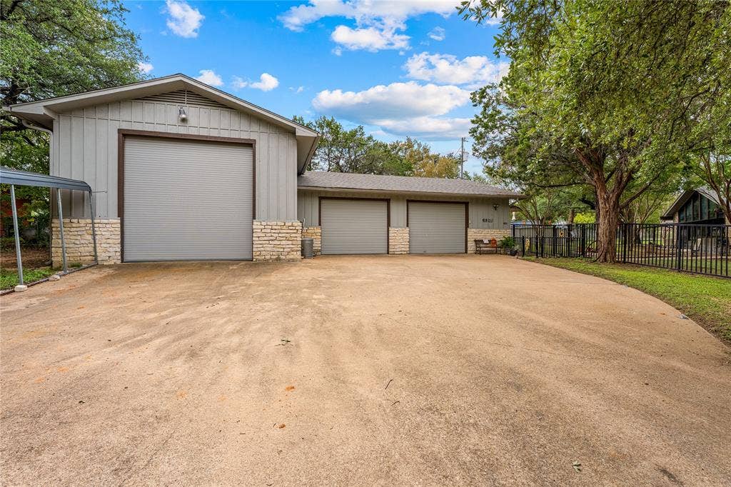 113 County Road 1275, Morgan, TX 76671 113 County Road 1275, Morgan, TX 76671