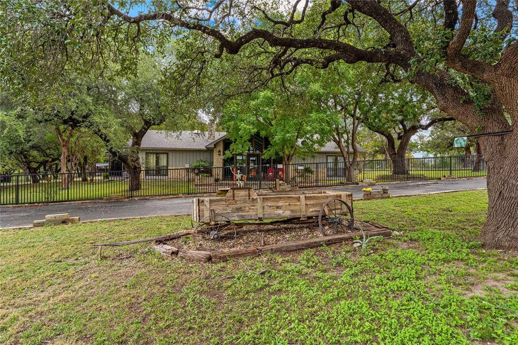 113 County Road 1275, Morgan, TX 76671 113 County Road 1275, Morgan, TX 76671