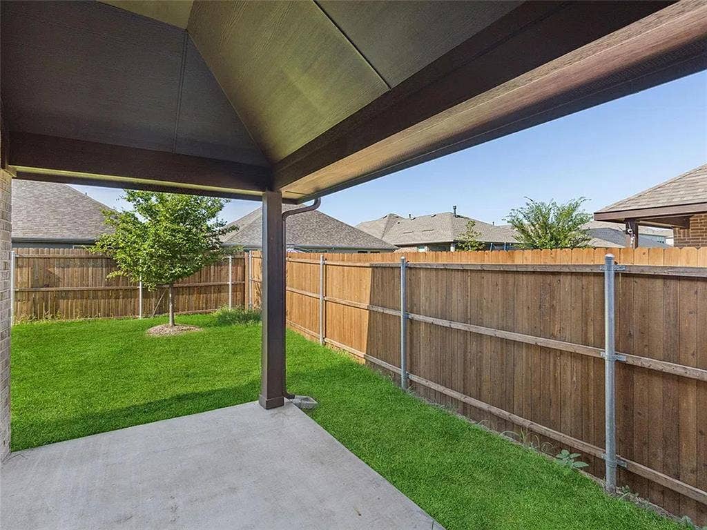 548 Bradley Drive, Fate, TX 75087 548 Bradley Drive, Fate, TX 75087