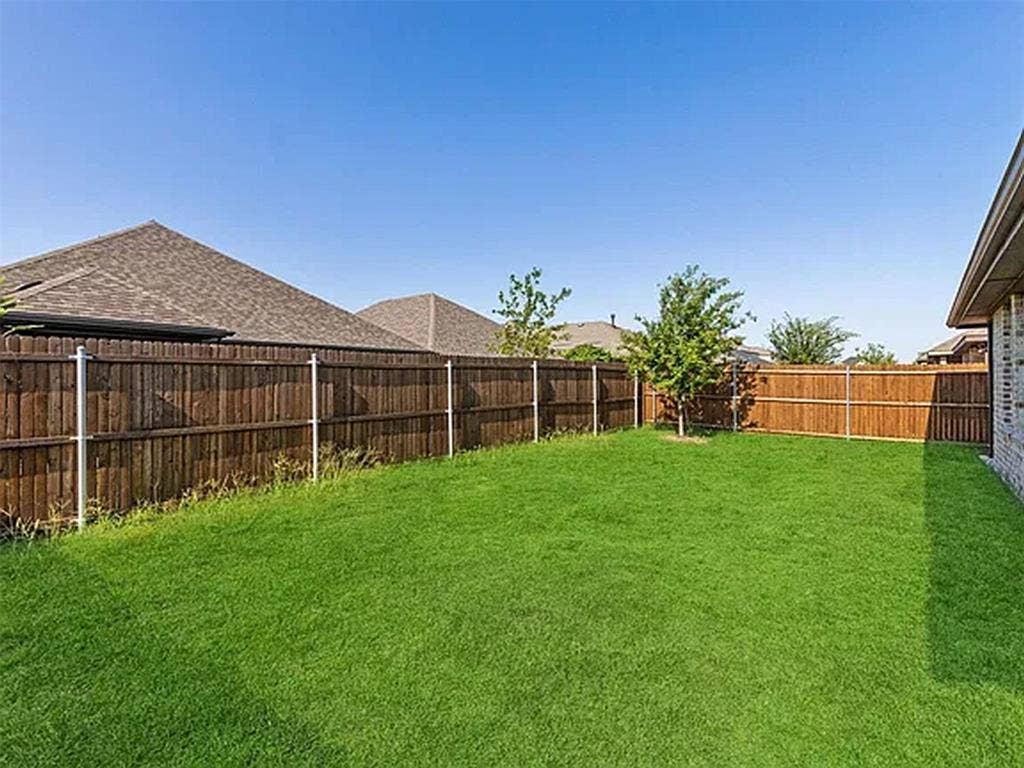 548 Bradley Drive, Fate, TX 75087 548 Bradley Drive, Fate, TX 75087