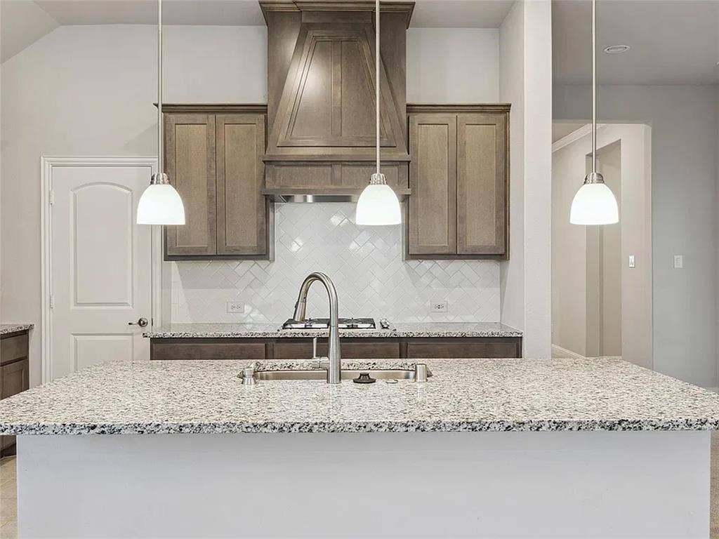 548 Bradley Drive, Fate, TX 75087 548 Bradley Drive, Fate, TX 75087