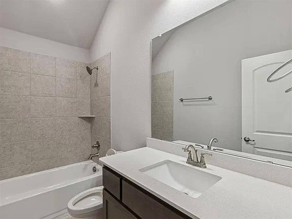548 Bradley Drive, Fate, TX 75087 548 Bradley Drive, Fate, TX 75087