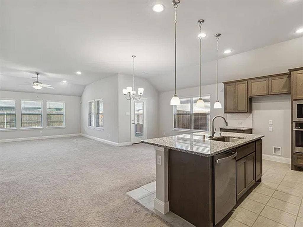 548 Bradley Drive, Fate, TX 75087 548 Bradley Drive, Fate, TX 75087
